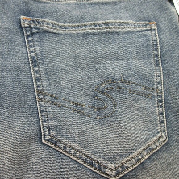 Silver Jeans mens medium wash distressed Eddie relaxed fit tapered 32x30 NWT - Picture 9 of 9